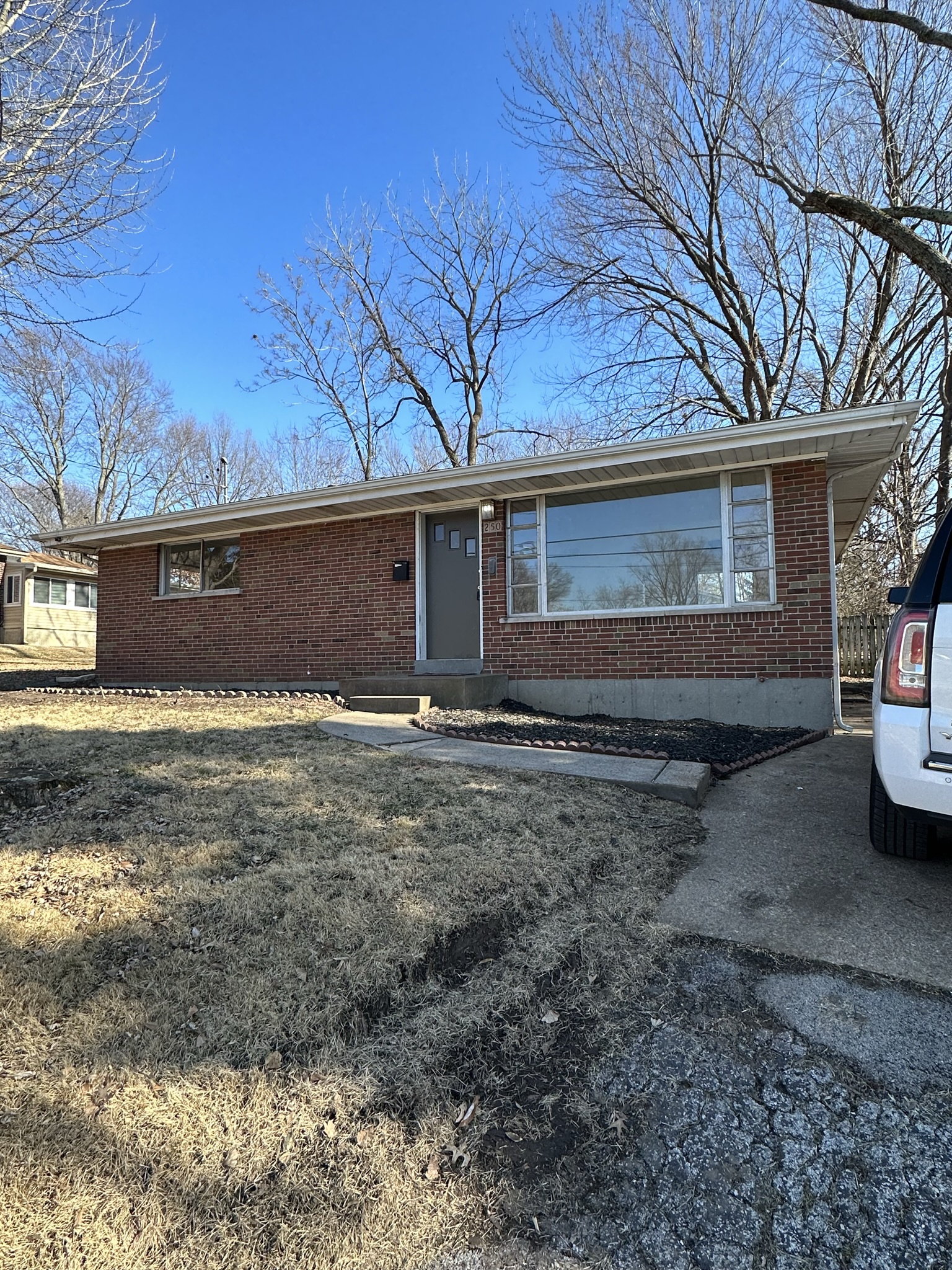 250 N. North Florissant Road